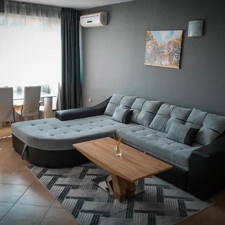 Immaculate 1-bed In Sunny Apartmán
